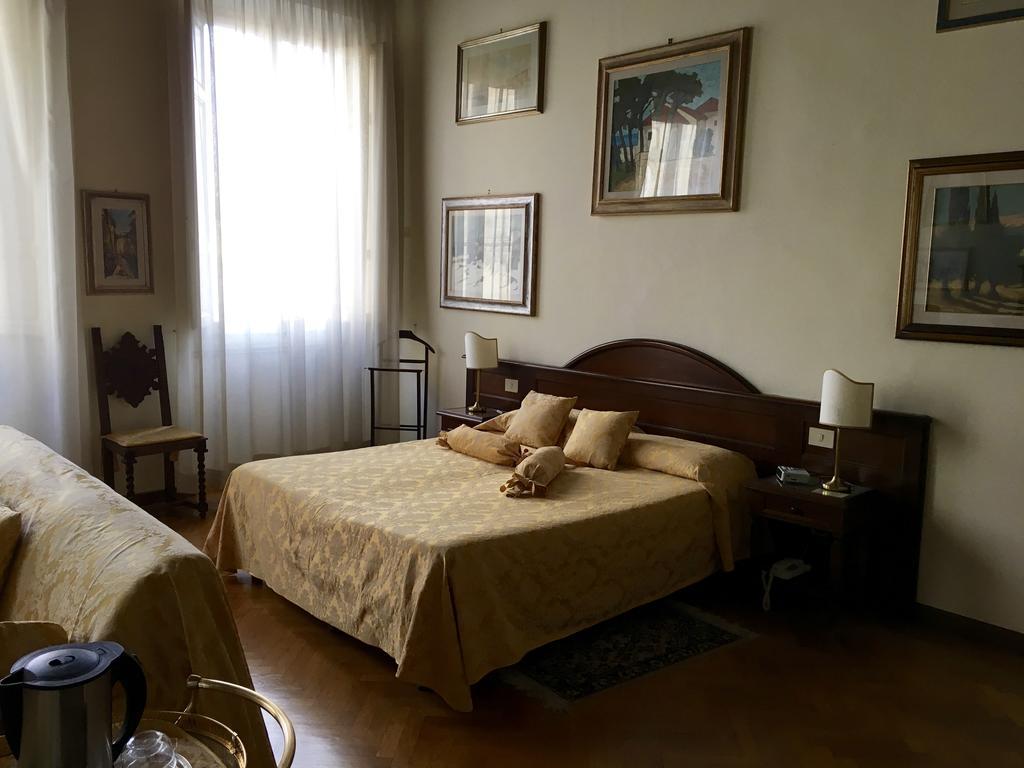 Soggiorno Antica Torre Bed and Breakfast Florence Buitenkant foto